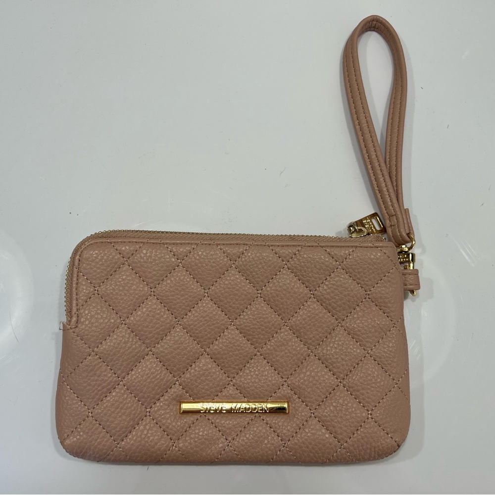 Light Pink Steve Madden Wristlet